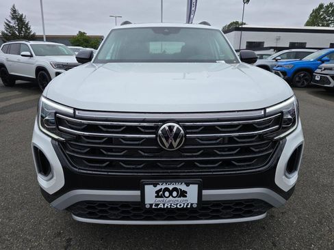 New 2026 Volkswagen Atlas Peak Edition AWD/4WD image 8