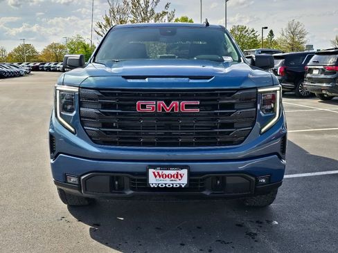 New 2026 GMC Sierra 1500 Elevation w/ Elevation Select Package AWD/4WD image 4
