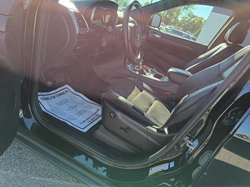 Used 2022 Jeep Grand Cherokee Laredo X image 11