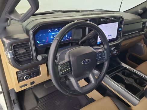 Used 2024 Ford F450 Lariat w/ Lariat Ultimate Package AWD/4WD image 13