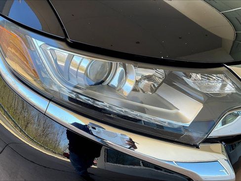 Used 2017 Mitsubishi Outlander SE AWD/4WD image 29