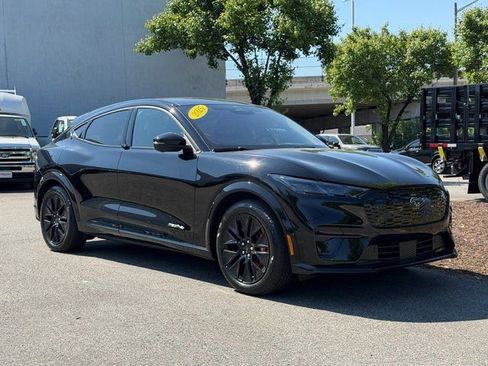 Certified 2025 Ford Mustang Mach-E Premium w/ Sport Appearance Package AWD/4WD image 1