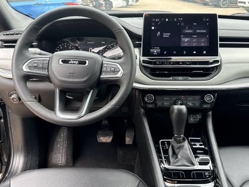 Used 2024 Jeep Compass Limited AWD/4WD image 7