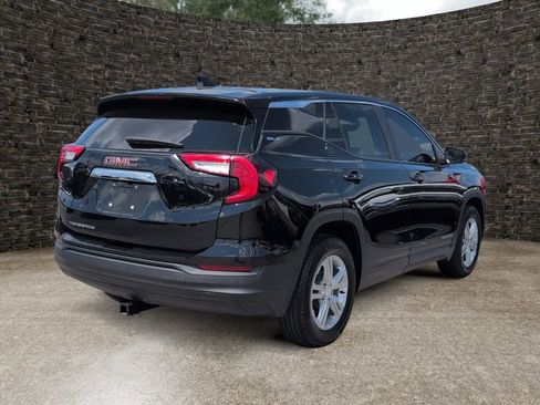 Used 2024 GMC Terrain SLE FWD image 7