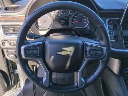 Used 2021 Chevrolet Tahoe LT w/ LT Signature Package image 13