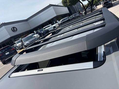 Certified 2025 Lexus GX 550 AWD/4WD image 11