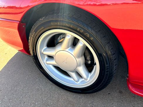 Used 1994 Ford Mustang GT image 26