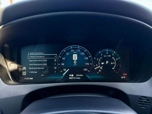 Used 2018 Jaguar XE S image 24