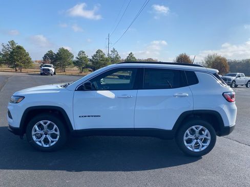 New 2026 Jeep Compass Latitude image 4