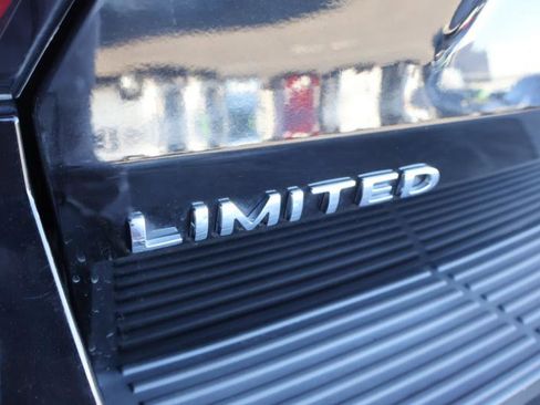 Used 2018 Ford Expedition Max Limited w/ Equipment Group 301A image 11