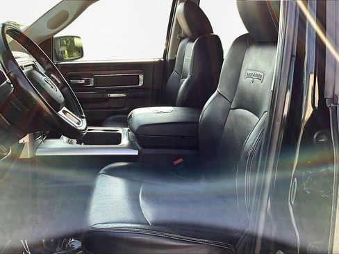 Used 2016 RAM 1500 Laramie image 24
