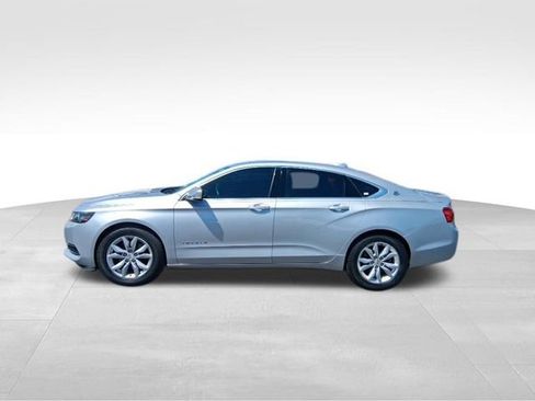 Used 2016 Chevrolet Impala LT w/ Convenience Package FWD image 5