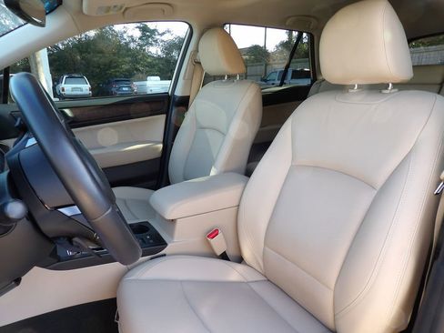 Used 2019 Subaru Outback 2.5i Limited w/ Popular Package #2 image 13