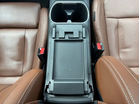 Used 2021 Subaru Outback Touring XT image 17