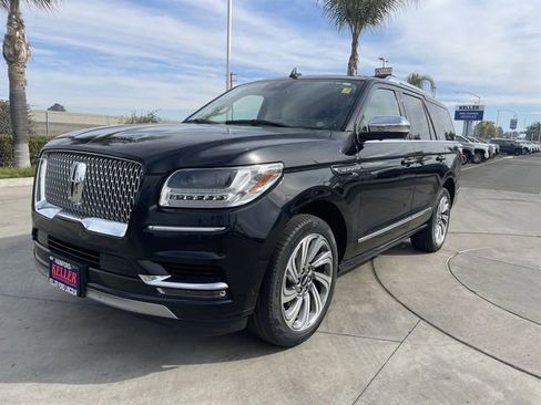 Used 2021 Lincoln Navigator Black Label w/ Cargo Convenience Package image 1
