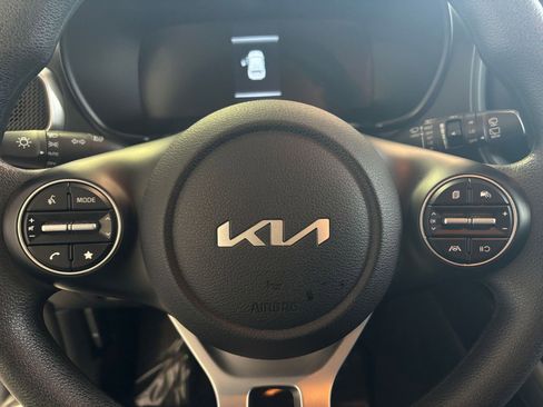 Used 2025 Kia Soul LX w/ LX Technology Package image 26