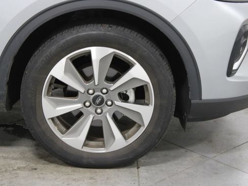 Used 2023 Ford Escape Platinum AWD/4WD image 12
