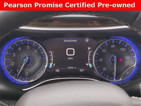 Used 2024 Chrysler Pacifica Limited image 28