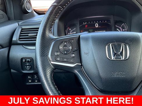 Used 2023 Honda Passport TrailSport image 14