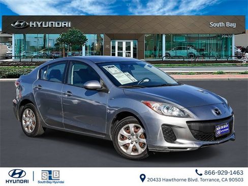 Used 2013 MAZDA MAZDA3 i Sport image 1