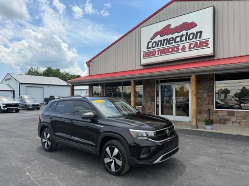 Used 2024 Volkswagen Taos S AWD/4WD image 1