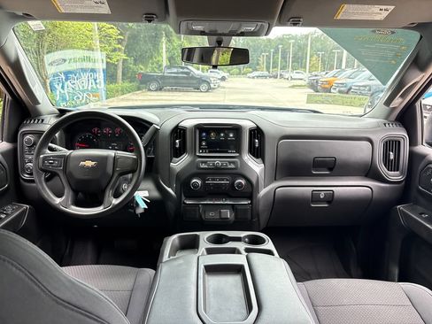 Used 2019 Chevrolet Silverado 1500 Custom AWD/4WD image 8