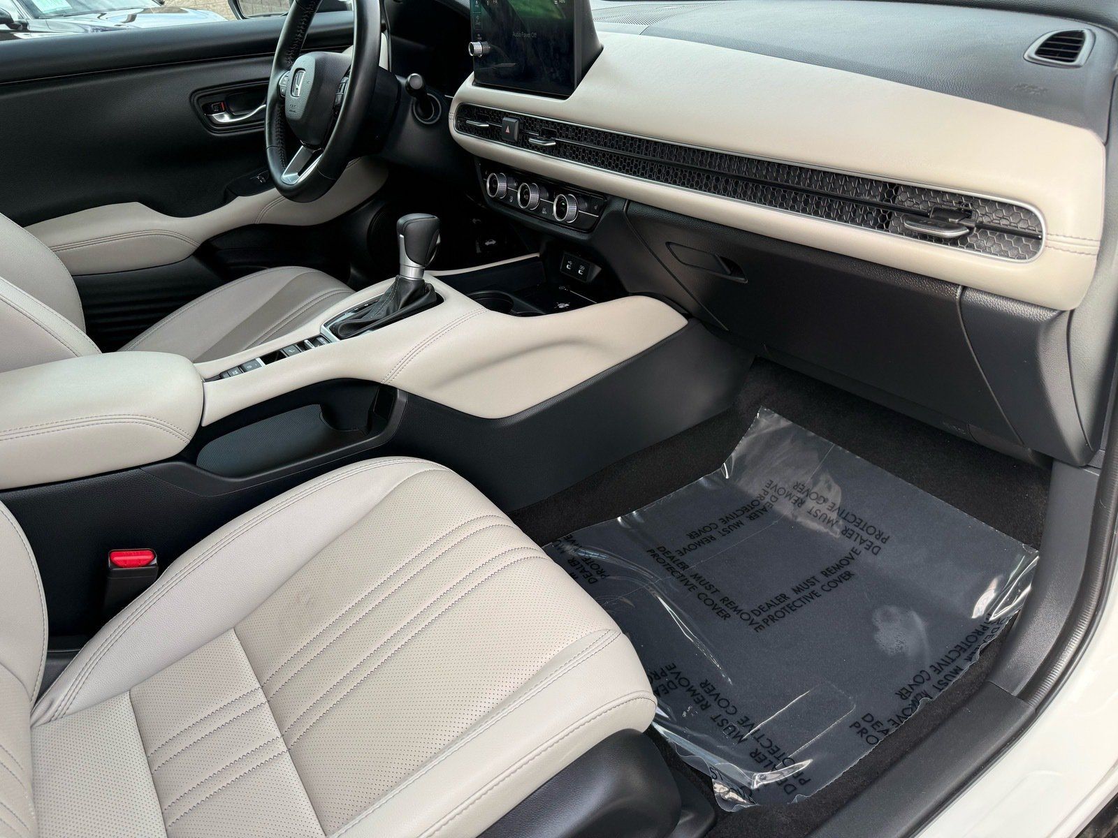 Certified 2026 Honda HR-V EX-L image 31