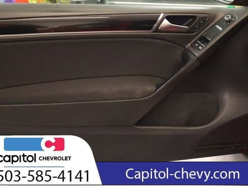 Used 2012 Volkswagen Golf 2-Door FWD image 9
