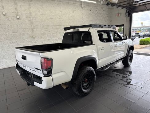 Used 2019 Toyota Tacoma TRD Pro AWD/4WD image 8