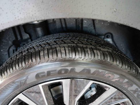 New 2026 Toyota C-HR w/ Cold Weather Package AWD/4WD image 31