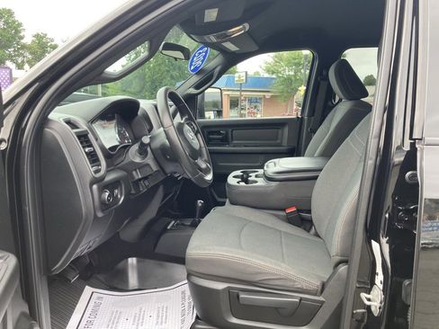 Used 2023 RAM 3500 Tradesman image 9