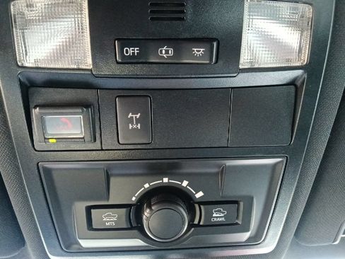 Used 2021 Toyota Tacoma TRD Off-Road AWD/4WD image 25