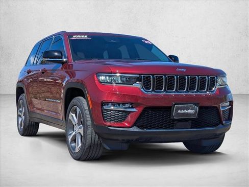 Used 2023 Jeep Grand Cherokee 4WD 4xe image 3