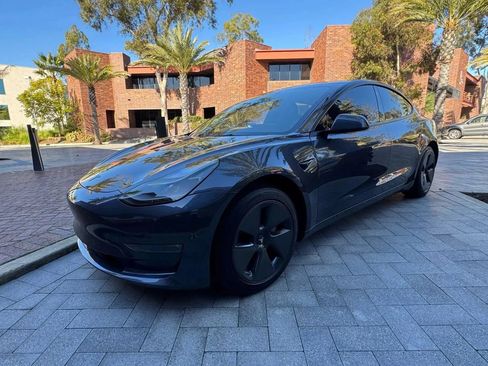 Used 2023 Tesla Model 3 Standard Range RWD image 2