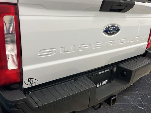Used 2023 Ford F350 XL AWD/4WD image 37