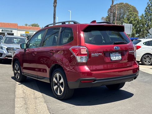 Used 2018 Subaru Forester 2.5i Premium AWD/4WD image 7