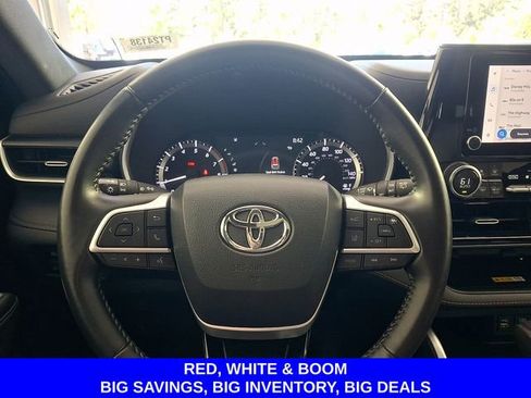 Used 2023 Toyota Highlander XSE AWD/4WD image 27