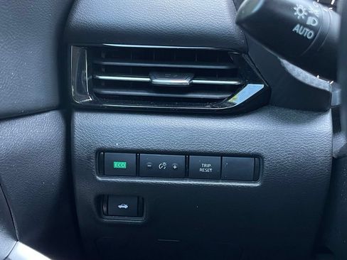 Used 2024 Nissan Sentra SR FWD image 13