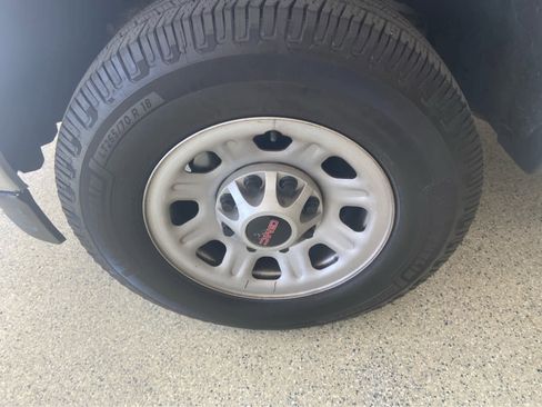 Used 2016 GMC Sierra 2500 4x4 Double Cab w/ Sierra Convenience Package image 10