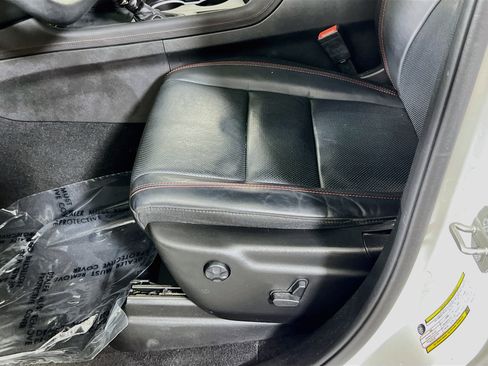Used 2023 Dodge Durango GT AWD/4WD image 19