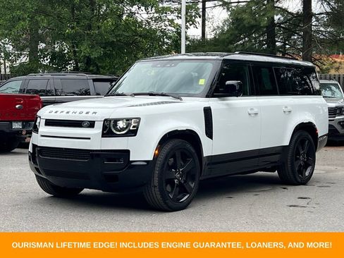 Used 2025 Land Rover Defender 130 X-Dynamic SE AWD/4WD image 3