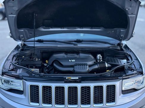 Used 2015 Jeep Grand Cherokee Overland AWD/4WD image 28