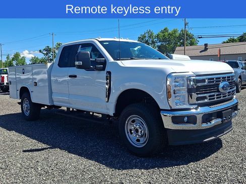 New 2026 Ford F350 XL w/ XL Chrome Package AWD/4WD image 2