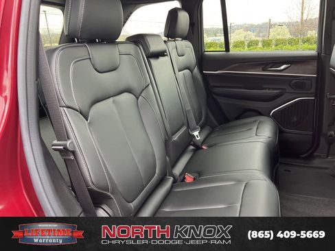 New 2026 Jeep Grand Cherokee Limited image 23