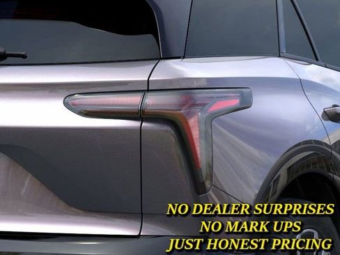 New 2025 Chevrolet Blazer EV RS FWD image 11