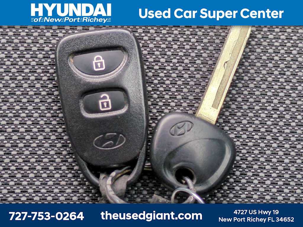 Used 2014 Hyundai Accent GS FWD image 27