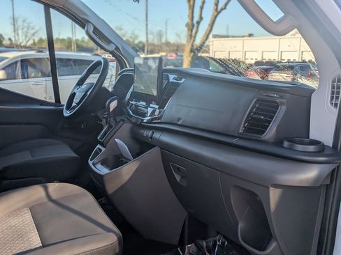 Used 2024 Ford Transit 350 XLT image 22