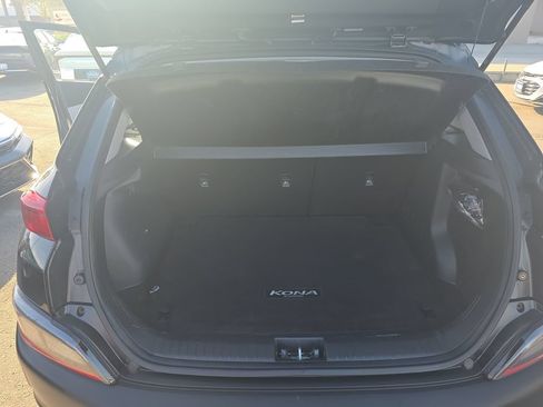 Certified 2023 Hyundai Kona SE FWD image 19