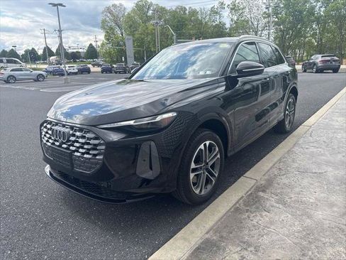 Certified 2025 Audi Q5 Premium w/ Premium Plus AWD/4WD image 37