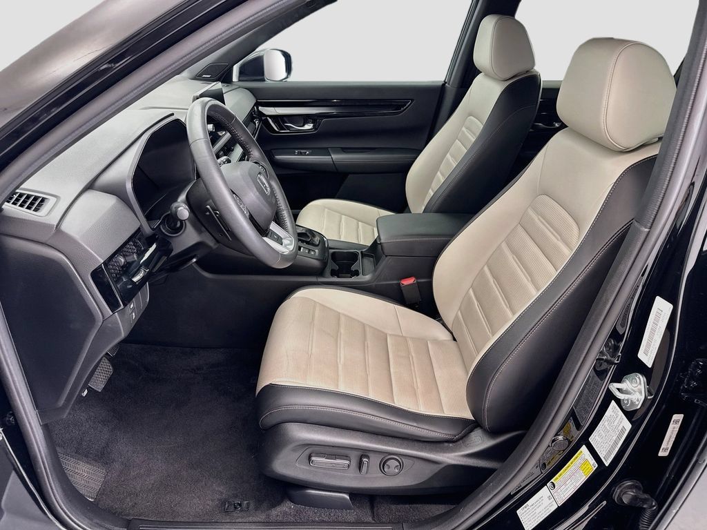 Used 2024 Honda CR-V Sport Touring image 18